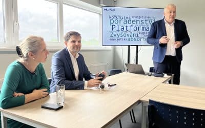 Energetika v&nbsp;roce 2025: Pomoc domácnostem, vznik společenství i&nbsp;česká stopa ve&nbsp;Lvově